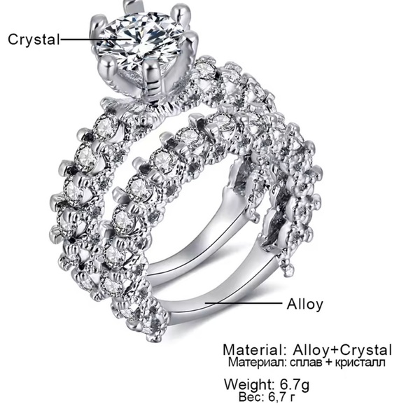 Silver Crystal Engagement Ring Set – Elegant Double Band Bridal
Small size - Picture 11 of 11